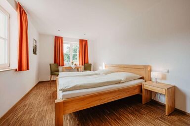Landgasthof Lautenschlager - Komfort-Zweibettzimmer