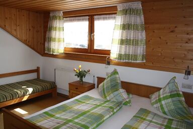 Haus Resi - Gemütliches Doppelzimmer 2 (17qm)