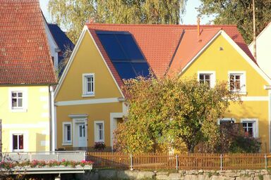 Ferienhaus "Höllbachtal" - Modernes Ferienhaus "Hühnerhaus" mit Garten