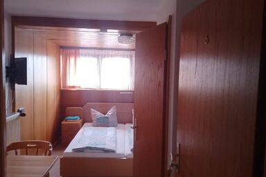Landgasthof Schmidbauer - Zweibettzimmer inkl. Frühstück