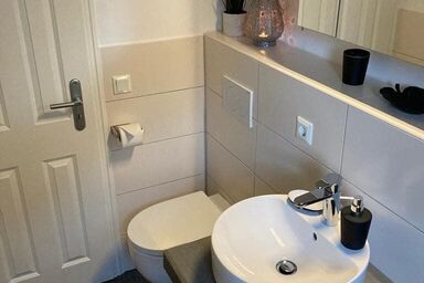 Ferienwohnung Behnke - Ferienwohnung neu renoviert mit Südbalkon