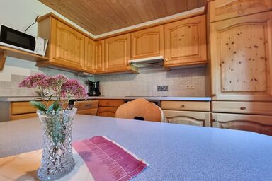 Apart Ladner - Apart Ladner .1