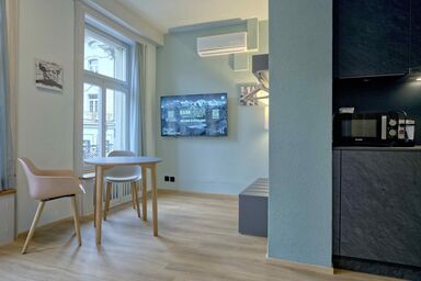 BankHouse StudioM202 - BankHouse StudioM202 .1