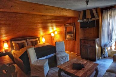 Schlosswirt - Familienstudio 3. Stock