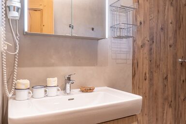 Peilsteingut - Ferienwohnung "Zirbeneck"