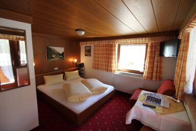 Haus Alpenglühn - Doppelzimmer m. Ausziehcouch