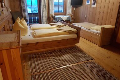 Hansenhof - Zweibett/ Dreibett Zimmer Nr. 4