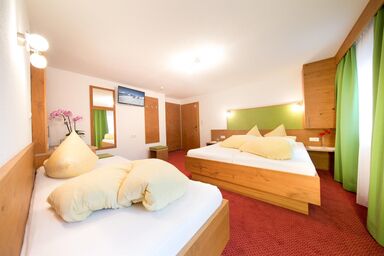 Pension Sonnenheim - Dreibettzimmer