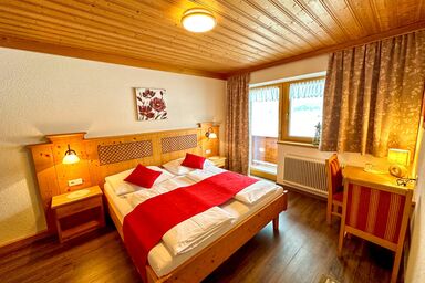 Frühstückspension Seeblick - Standard Doppelzimmer mit Balkon