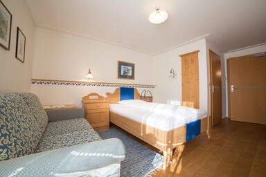 Landhotel Spreitzhofer - Einzelzimmer mit Balkon (ab 2 Nächte)