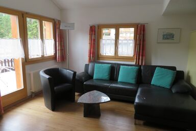 Chalet Vrenali - Ferienwohnung A (6 Betten/4 Zimmerwohnung)