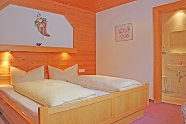 Appartements Garni Drei Wannen - Gartenappartement