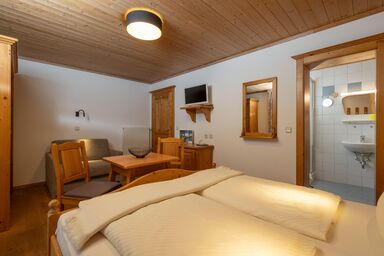 Mörtbauerhof und Haus Frühauf - Doppelzimmer mit Balkon, Mörtbauerhof (4)