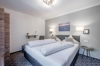 CORSO´S  Annabell - Bed & Breakfast - Doppelzimmer mit Balkon Kat. A, Frühstück