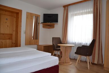 Haus WALLY - Doppelzimmer, Dusche oder Bad, WC