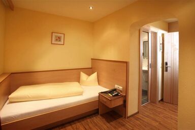 Garni Hanni - Einzelzimmer Peerlerkogl