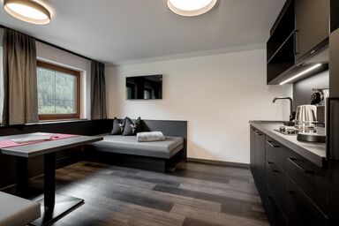 THE BLACK by Regina - The Black mit 2 Schlafzimmer