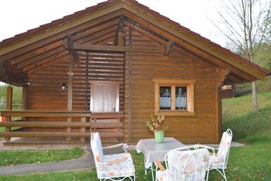 Naturerlebnisdorf Stamsried im Bayerischen Wald - STA-12 - Blockhaus m. rustikalem Charme & moderner Ausstatt.