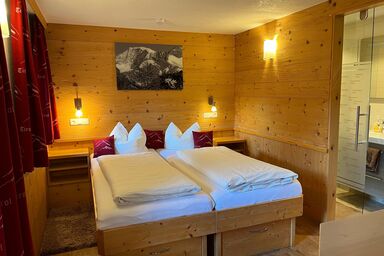 Innerkratzerhof**** 4 Appartements - Ferienwohnung Großvenediger