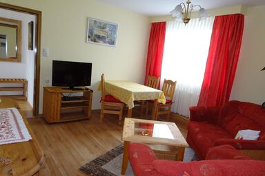 Haus Holzheimer mit Blick auf die Rhön