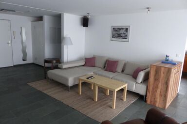 Moderne,grosszügige Ferienwohnung nahe Dorfzentrum