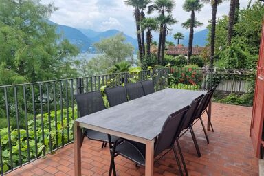 Ferienwohnung mit herrlicher Panoramablick und ein Badestrand direkt vor der Tür