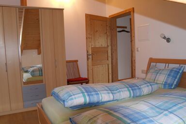 Landhaus Bachwinkl - Zwei-Raum-Ferienwohnung 41qm, DU/WC, Extra-Schlafraum, Küchenzeile, Balkon