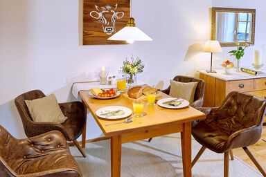 Köllhof - Ferienwohnung Bauerngarten, 58 qm Obergeschoss, 1 separates Schlafzimmer