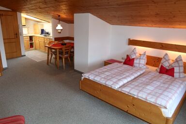 Landhaus Schmid - Ferienwohnung Nr. 4, Schlafende Hexe, für 1 bis 2 Personen, 50 qm