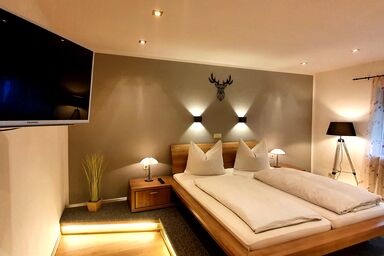 Gästehaus Waldrast - Ferienwohnung Edelweiss 4 Personen 90qm Terrasse W-LAN TV