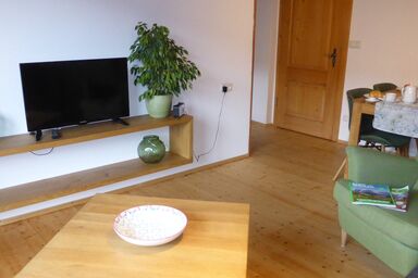 Stumweisser - Ferienwohnung Staufen 60m², 1 Schlafzimmer, Balkon, TV, 3 Pers.