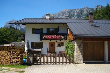 Landhaus Katharina Ferienwohnung - Ferienwohnung für 1-2 Personen, 40 qm, Dusche/WC, Ostbalkon, TV, 1 Schlafzimmer