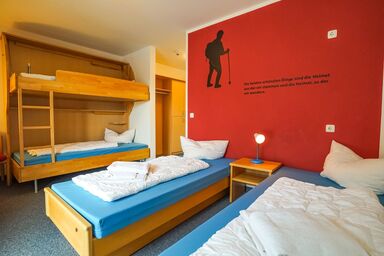 CVJM Aktivzentrum Hintersee - Familienzimmer See, 3-4 Personen, Dusche/WC, Terrasse