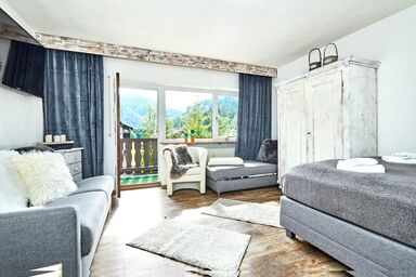 Ferienwohnung Loferblick - 1-Raum-Ferienwohnung, 35m² und Balkon