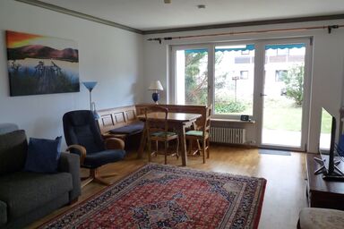 Ferienwohnung Hörgering - Ruhige Ferienwohnung Zinnkopf auf 52m², Wohn- und Schlafzimmer und Terrasse