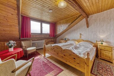 Bauernhofpension Runenhof mit Verpflegung (Hallenbad) - Zimmertyp Einfach 2. Etage