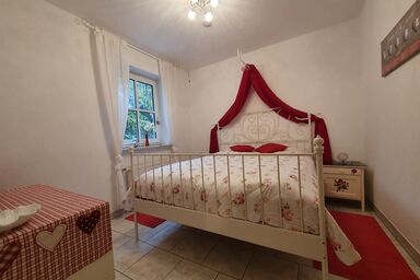 Ferienwohnung Wilpert - Ferienwohnung 70qm - mit Terrasse und WLAN