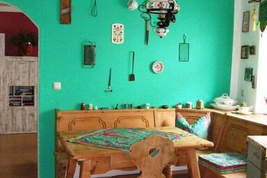 Ferienwohnung Örtl 7 - Moderne Ferienwohnung mit Terrasse