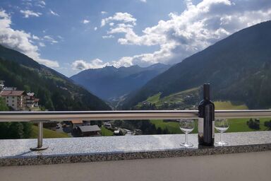 Apart Romantica - Apart Romantica .2