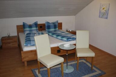 Große Wohnung mit Badewanne - Große Wohnung mit Badewanne .1