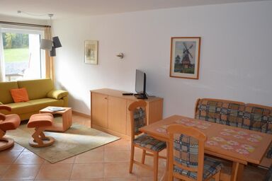 Geräumige 2-Zimmer-Wohnung mit Südbalkon - Geräumige 2-Zimmer-Wohnung mit Südbalkon .1