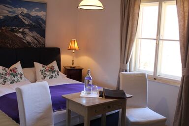 Schlosswirt - Familienstudio 30-32