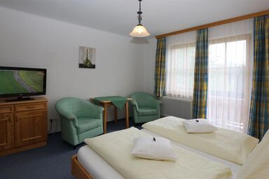 Alpenperle - Doppelzimmer mit Dusche, WC