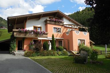 Haus Langreiter - Apartment Dachgeschoss 1-2 Schlafräume