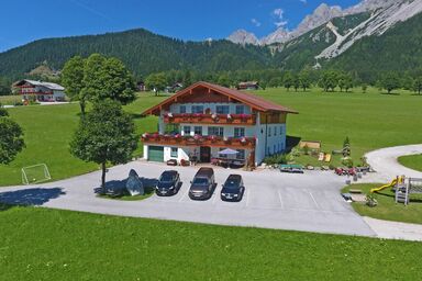 Appartements Pernerhof - Appartement/2 Schlafräume/Bad, WC