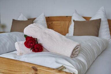 Gästehaus Alpenrose - Doppelzimmer, Dusche, WC, 1 Schlafraum