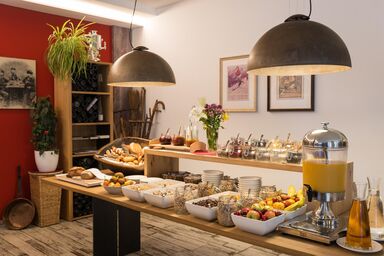 AlpenParks Hotel & Apartment Central Zell am See - Junior Suite Frühstück