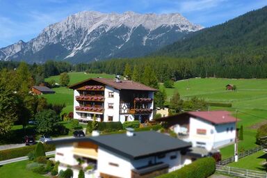 Pension Alpenhof - Wohlfühlpension - Suite "Adlerhorst" f. 2-5 Pers.