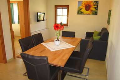 Gut Neusess - Apartment/2 Schlafräume/Wohnung 2