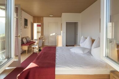 Kleinhofers Himbeernest - Zimmer 2 | Rotes Herzerl (1-2 Nächte)